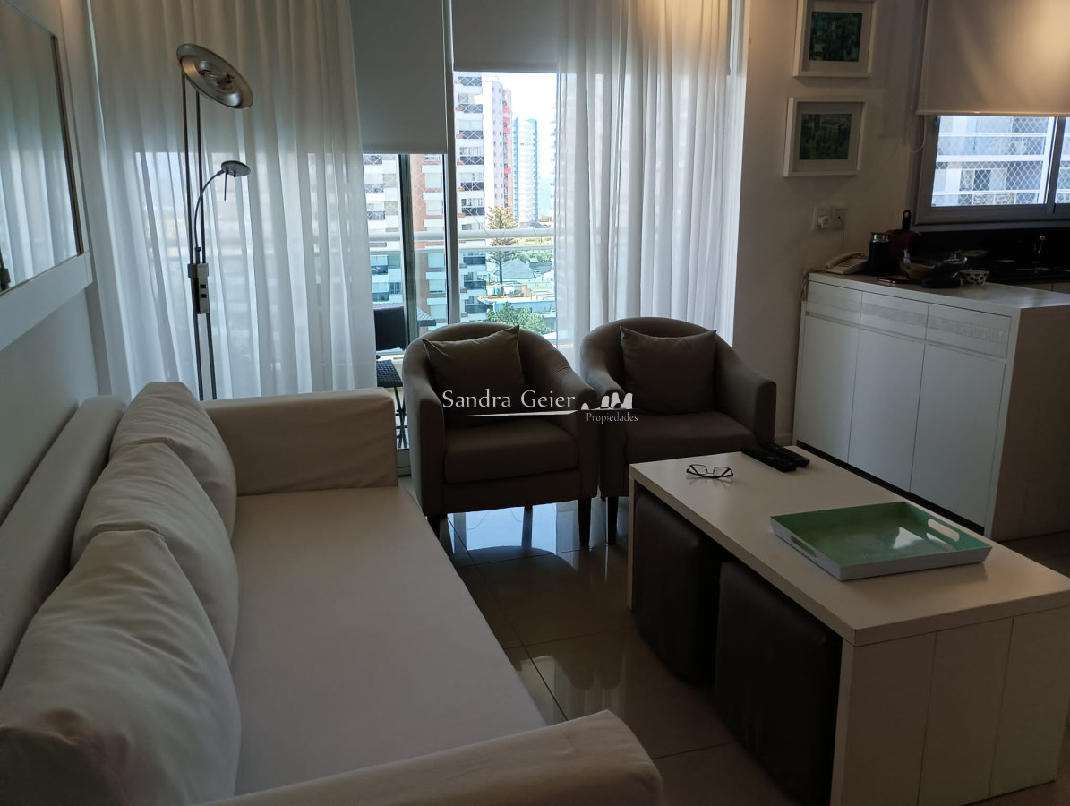 Apartamento ID.2425 - AV. Chiverta, entre mansa y brava