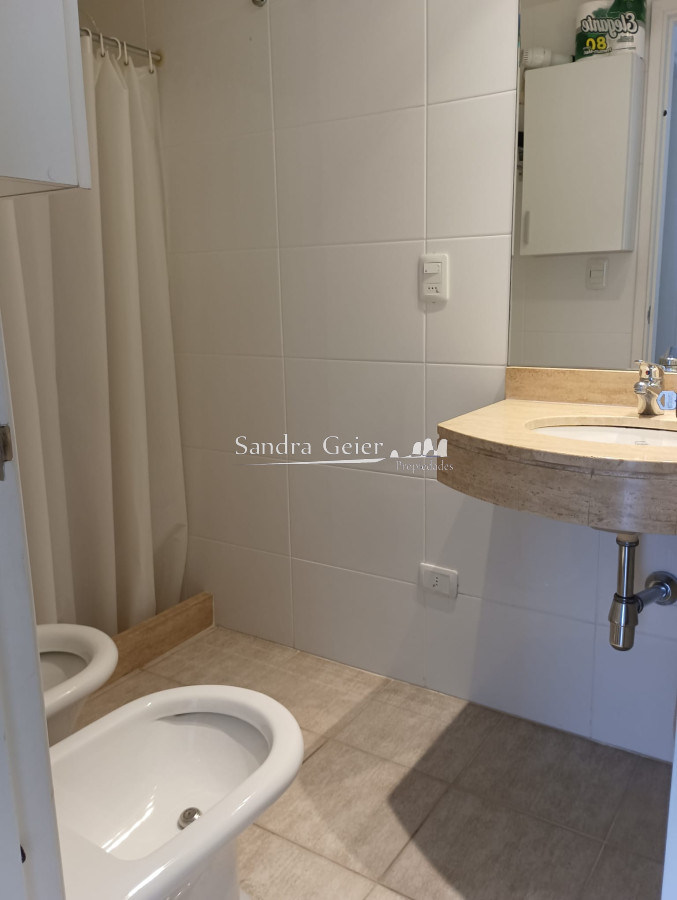 Apartamento ID.2425 - AV. Chiverta, entre mansa y brava