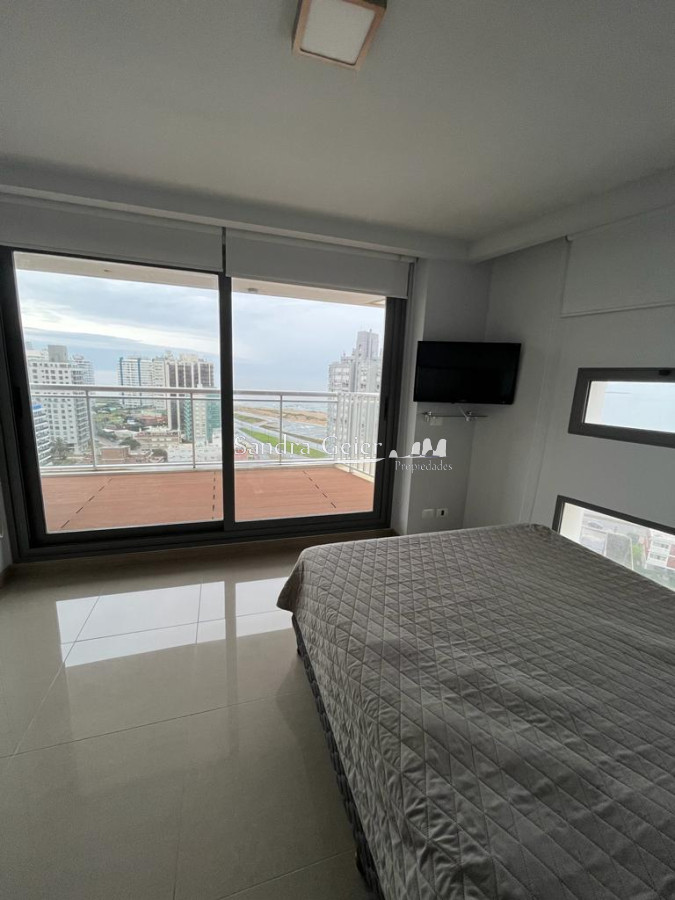 Apartamento ID.2695 - VENTA TORRE ONIX PISO ALTO BRAVA
