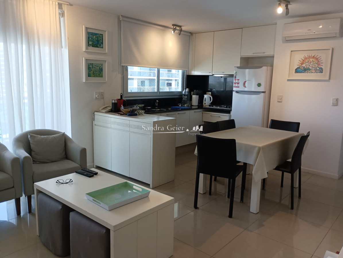 Apartamento ID.2425 - AV. Chiverta, entre mansa y brava