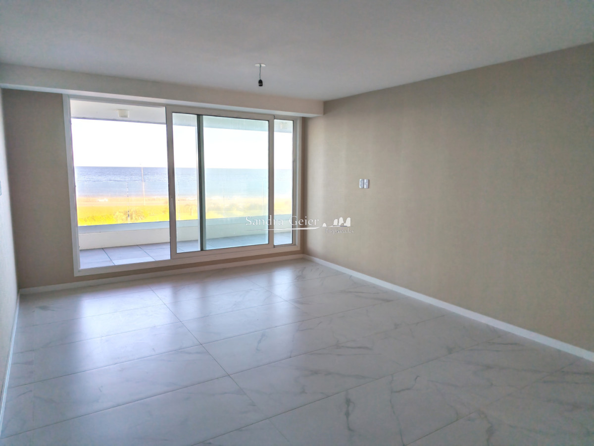 Apartamento ID.3428 - Dos dormitorios con vista al mar