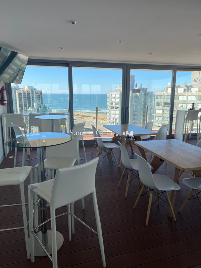 Apartamento ID.2695 - VENTA TORRE ONIX PISO ALTO BRAVA