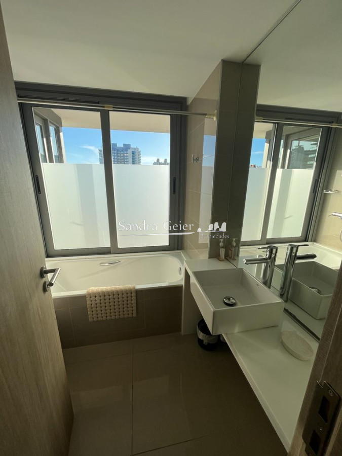 Apartamento ID.2691 - VENTA MANSA PARADA 2 CERCA DE TODO NUEVO!!!!!