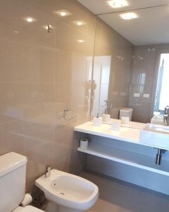 Apartamento ID.2694 - venta entre mansa y brava, torre con excelentes servicios parada 2
