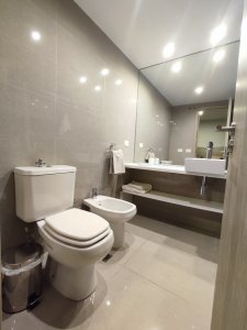 Apartamento ID.2695 - VENTA TORRE ONIX PISO ALTO BRAVA