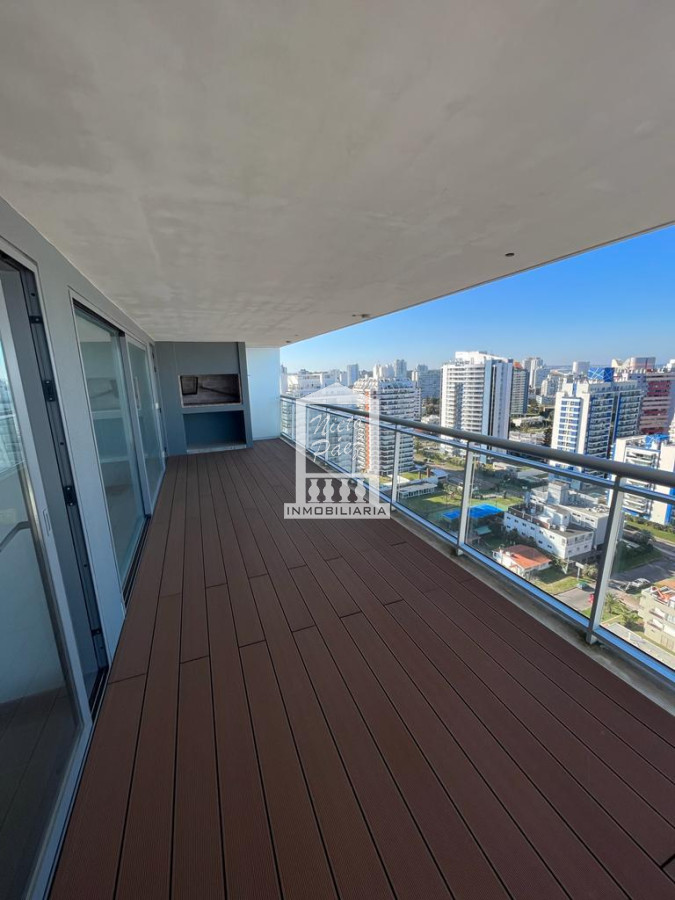 Brava - GoPunta - Portal Inmobiliario de Punta del Este - Maldonado