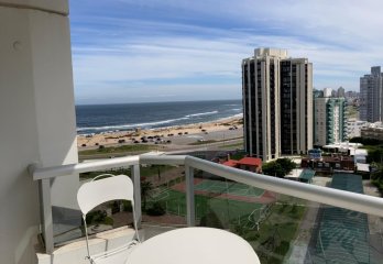 Frente a Playa Brava