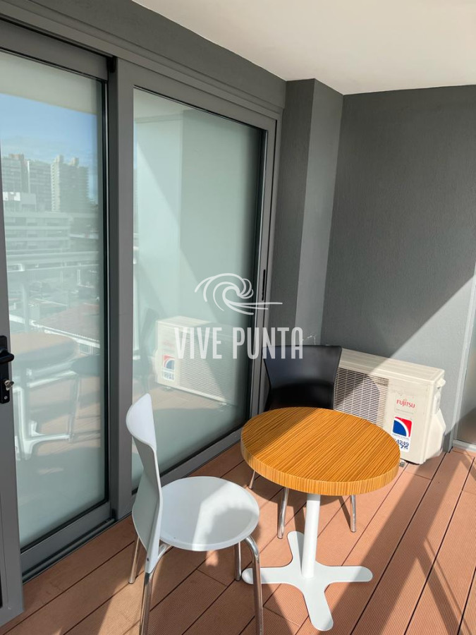 Apartamento ID.467 - Edificio a pasos de Playas Brava y Mansa