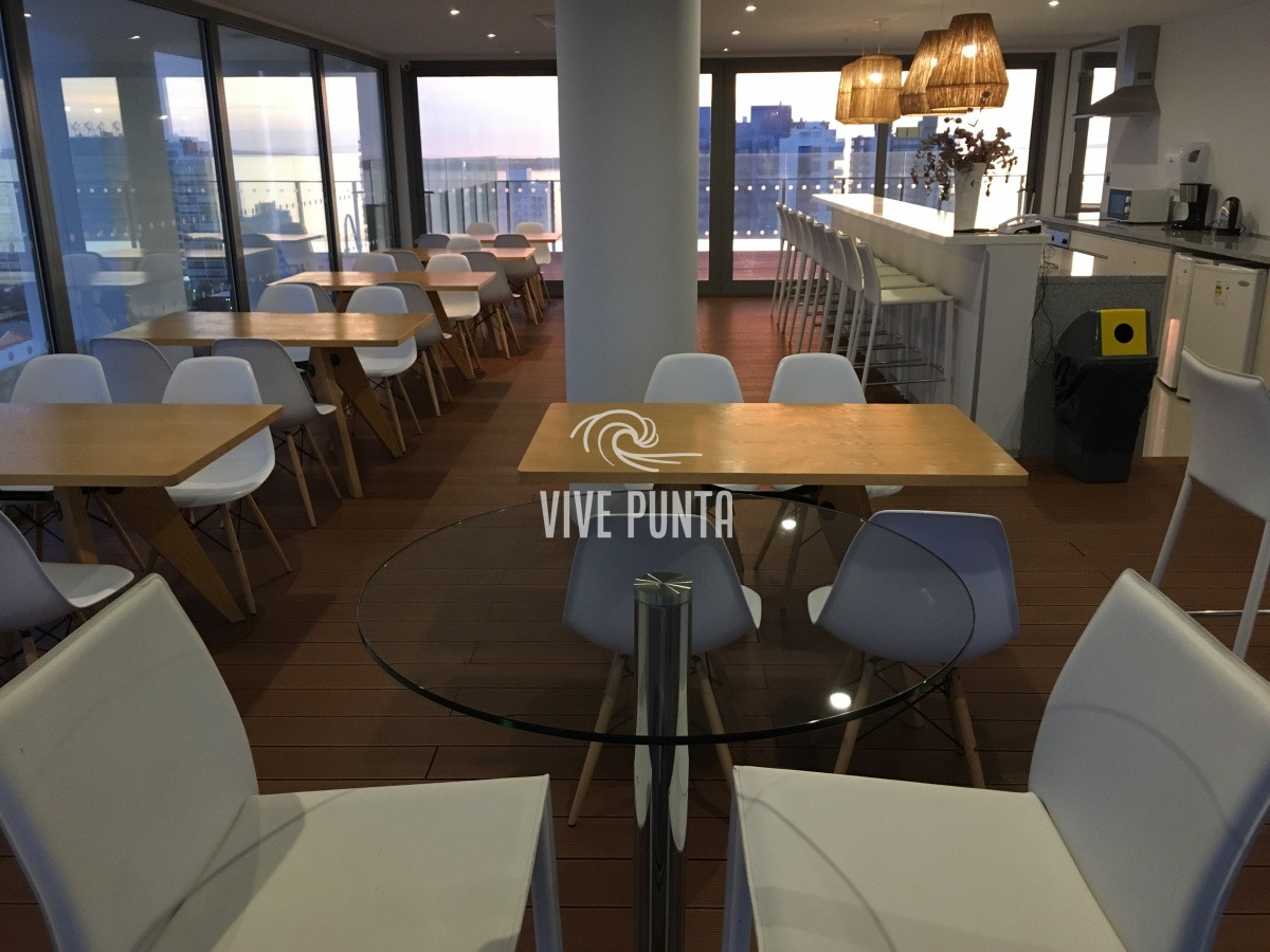 Apartamento ID.467 - Edificio a pasos de Playas Brava y Mansa