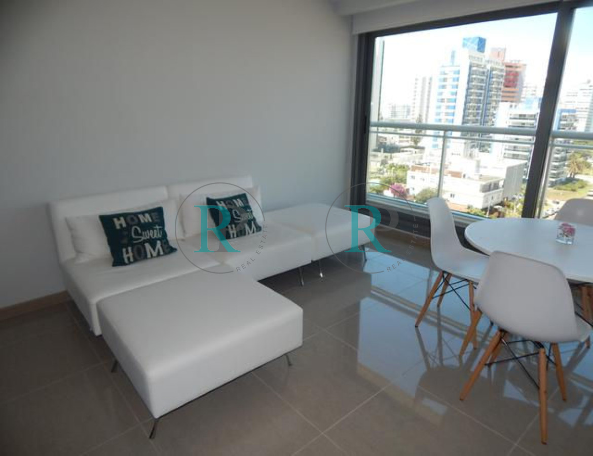 Apartamento ID.1447 - Con vista a Playa Brava.