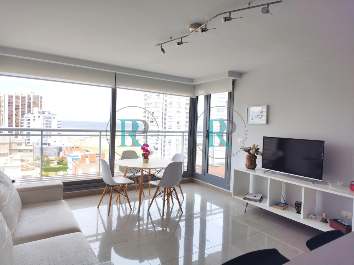Apartamento ID.1447 - Con vista a Playa Brava.