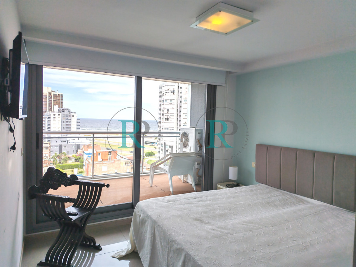 Apartamento ID.1447 - Con vista a Playa Brava.