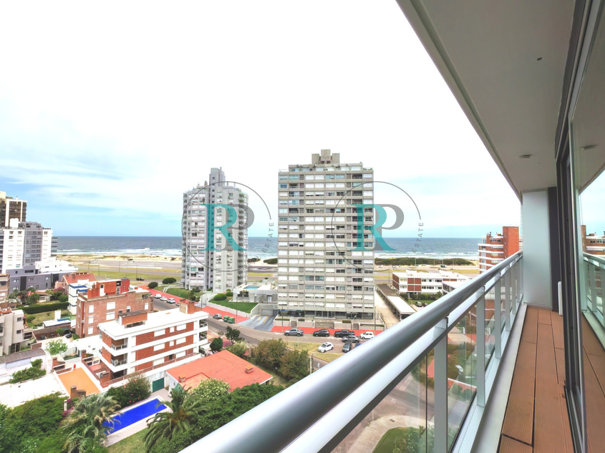 Apartamento ID.1447 - Con vista a Playa Brava.