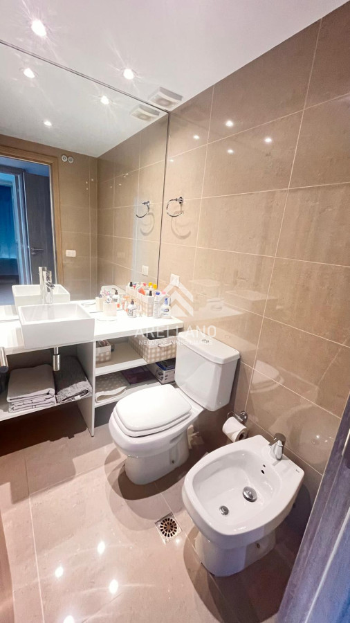 Apartamento ID.5149 - 2 dormitorios vista al mar y garage