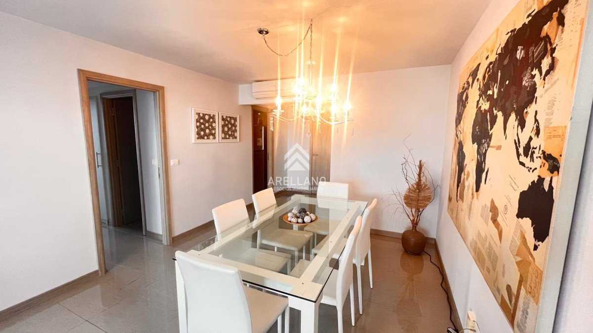 Apartamento ID.5149 - 2 dormitorios vista al mar y garage