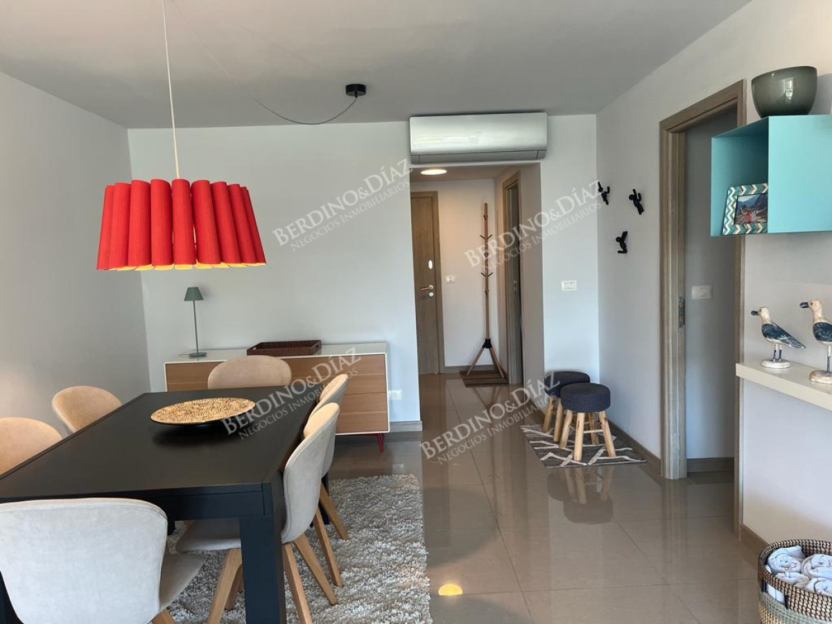 Apartamento ID.1485 - Apartamento en Playa Brava A pasitos del mar.