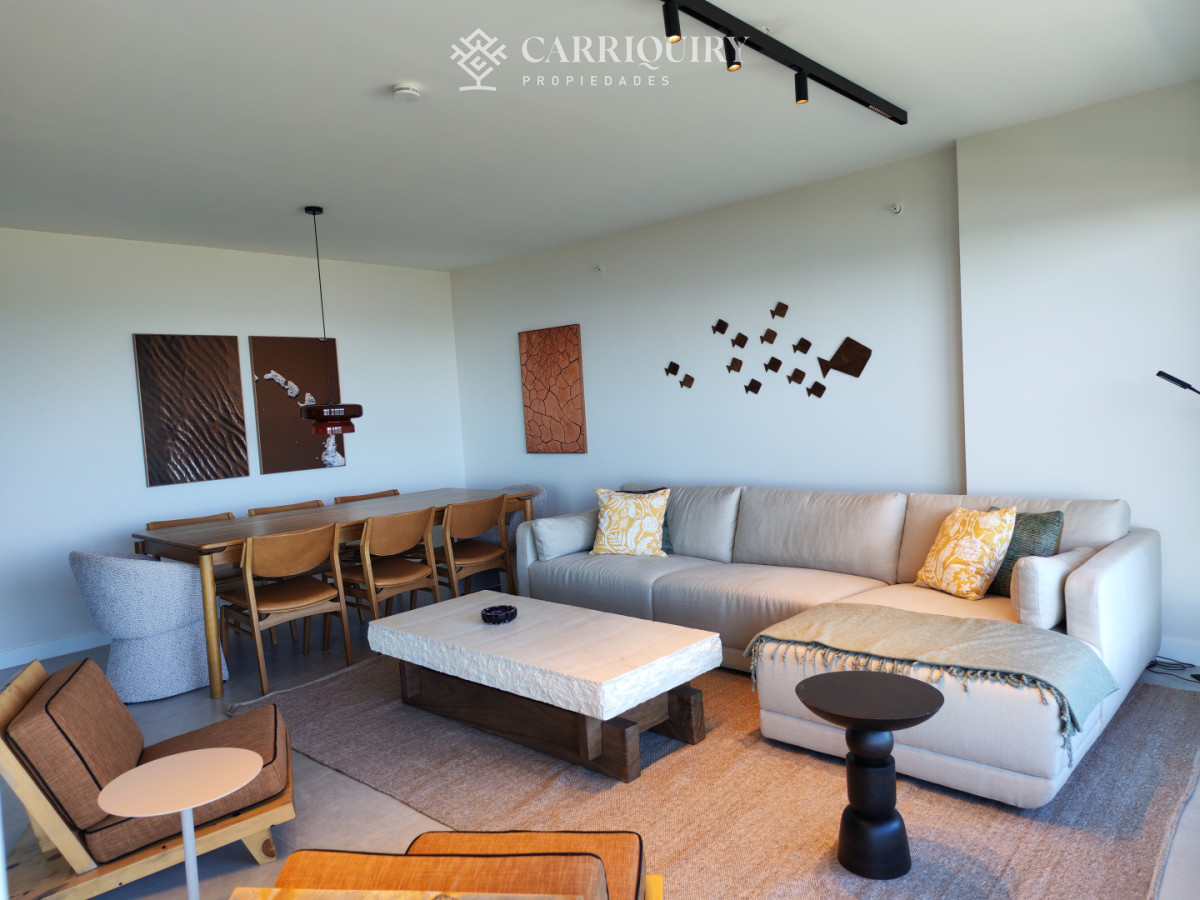 Apartamento ID.10017/Apartamento-de-4-dormitorios-en-Punta-del-Este-frente-al-mar-en-Playa-Brava - Tres dormitorios en suite en torre de alta gamma
