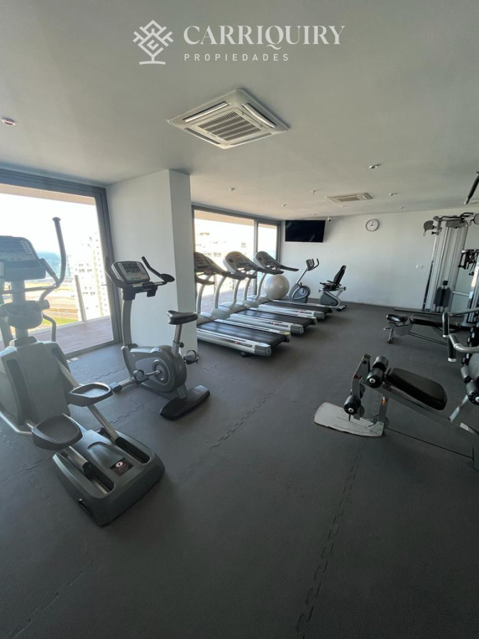 Apartamento ID.4972/Vivir-en-Punta-del-Este-con-su-mayor-confort - Apartamento 3 dormitorios  playa mansa, todos los servicios 