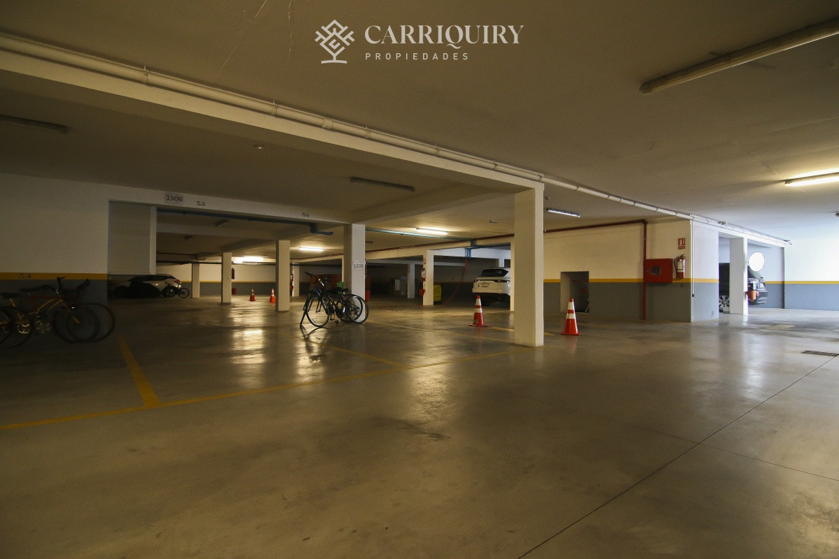 Apartamento ID.4972/Vivir-en-Punta-del-Este-con-su-mayor-confort - Apartamento 3 dormitorios  playa mansa, todos los servicios 