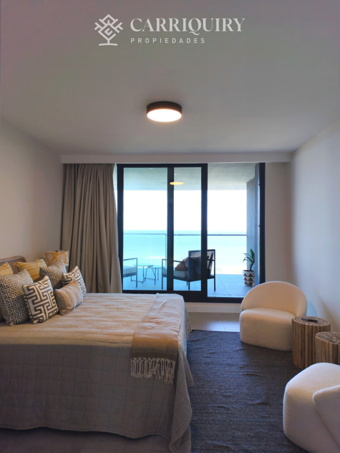 Apartamento ID.10017/Apartamento-de-4-dormitorios-en-Punta-del-Este-frente-al-mar-en-Playa-Brava - Tres dormitorios en suite en torre de alta gamma