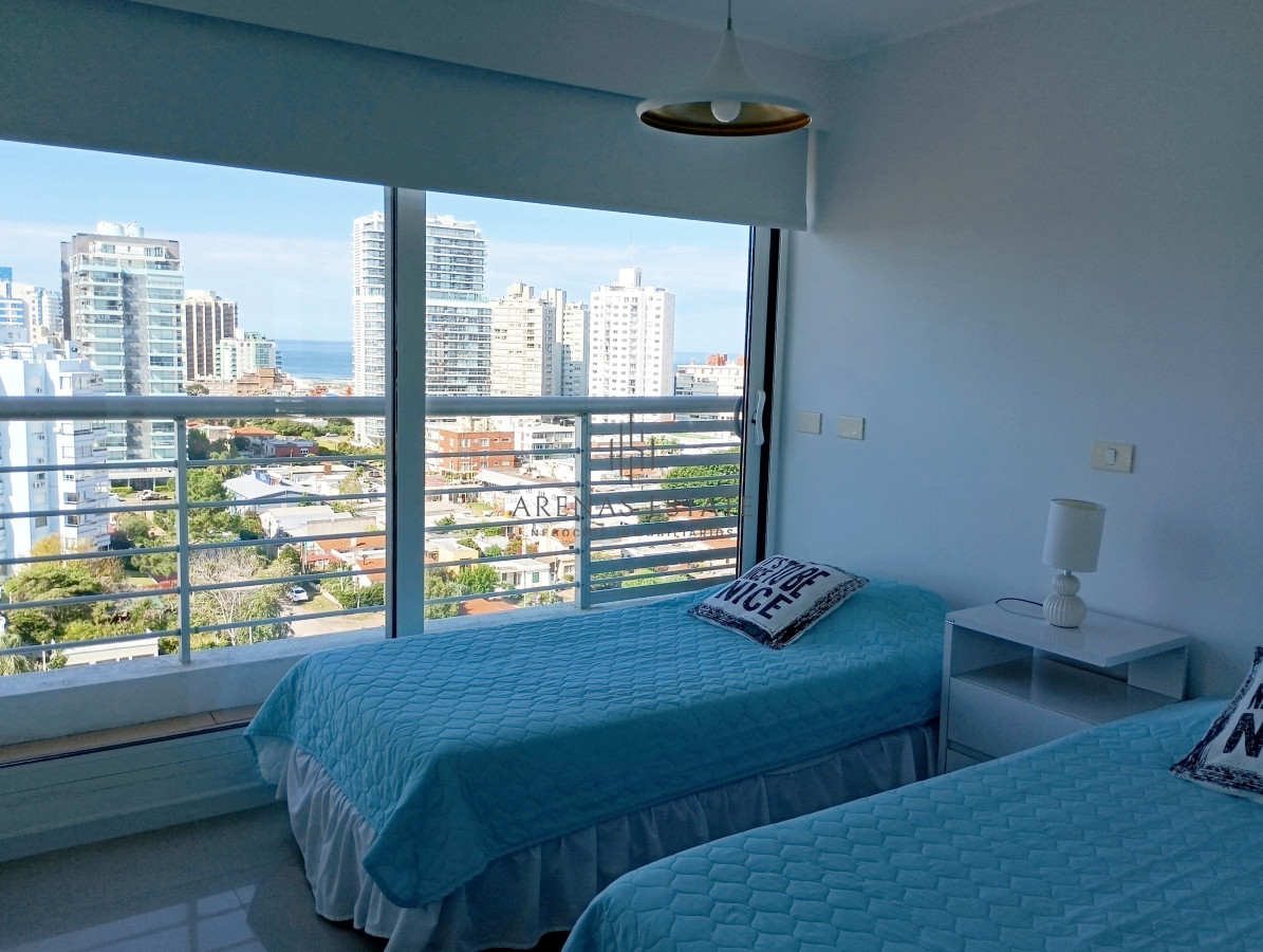 Apartamento ID.2226 - Apartamento de 3 dormitorios en venta en Alexander collection Punta del Este 