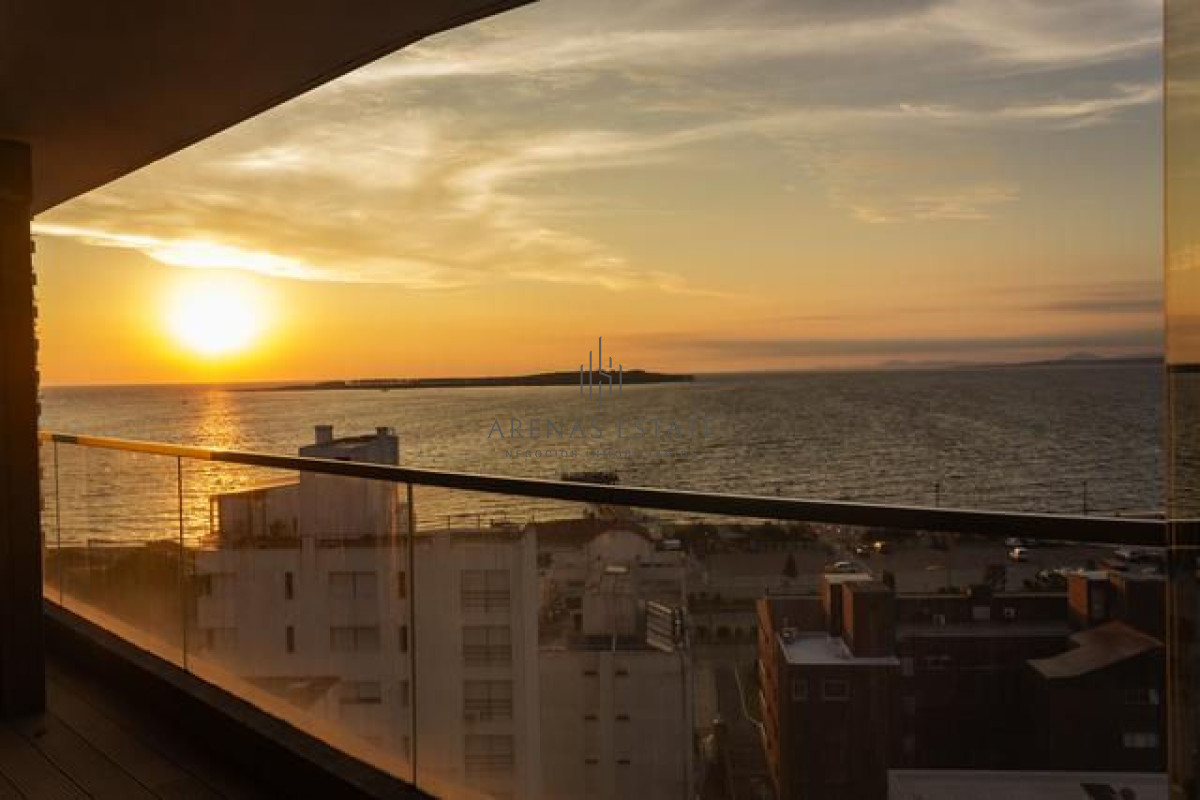 Apartamento ID.2226 - Apartamento de 3 dormitorios en venta en Alexander collection Punta del Este 