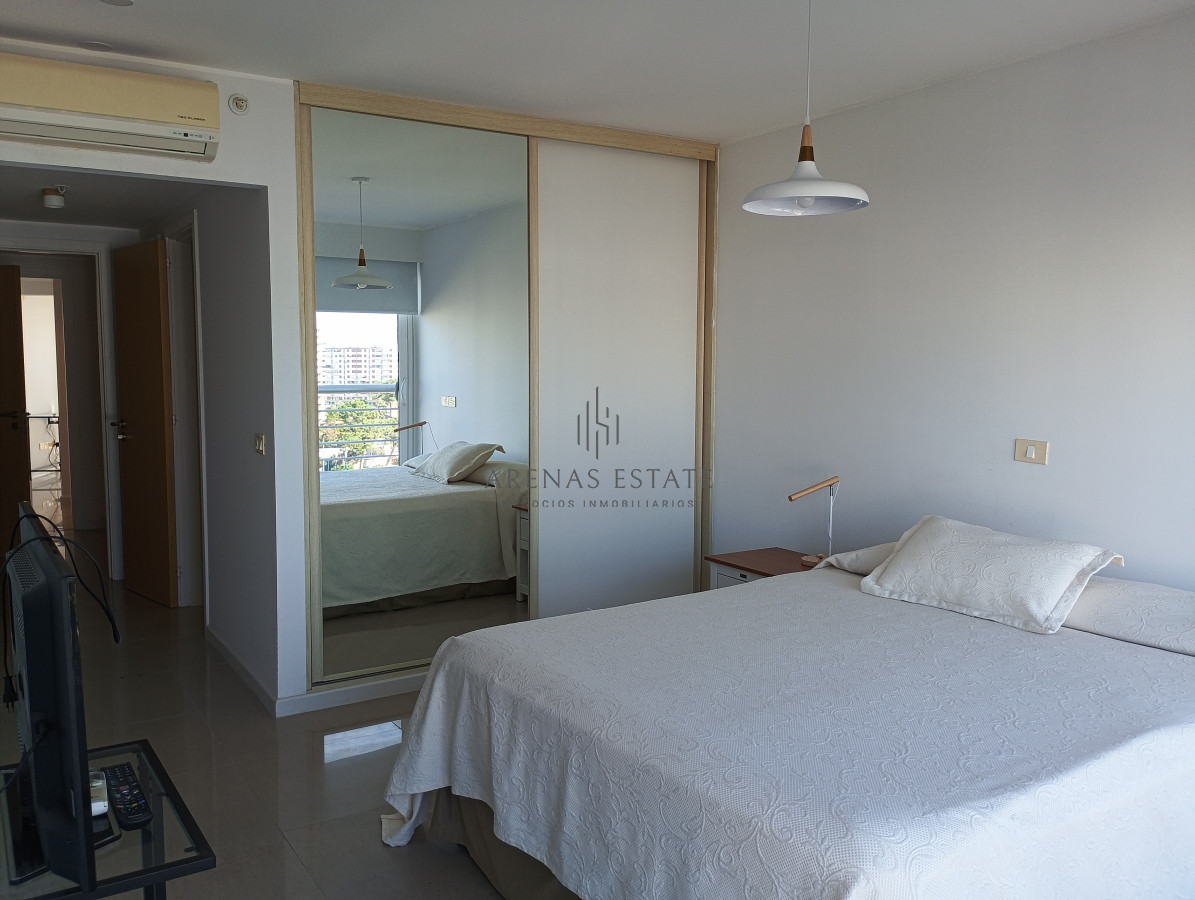 Apartamento ID.2226 - Apartamento de 3 dormitorios en venta en Alexander collection Punta del Este 