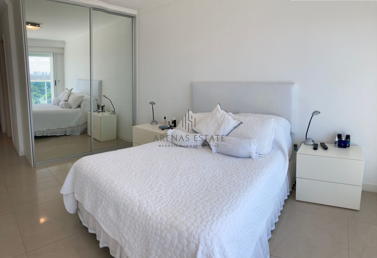 Apartamento ID.2587 - Apartamento en venta en Playa Mansa