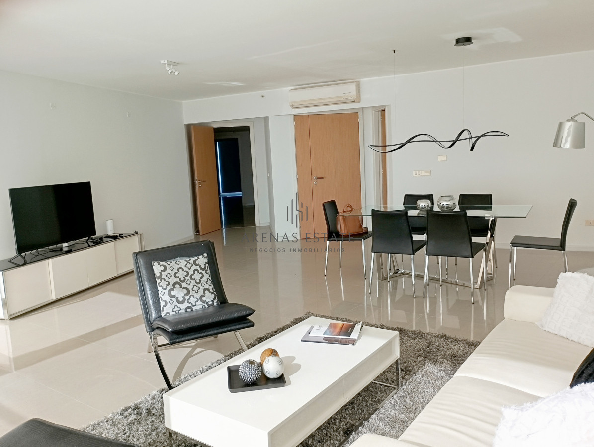 Apartamento ID.2226 - Apartamento de 3 dormitorios en venta en Alexander collection Punta del Este 