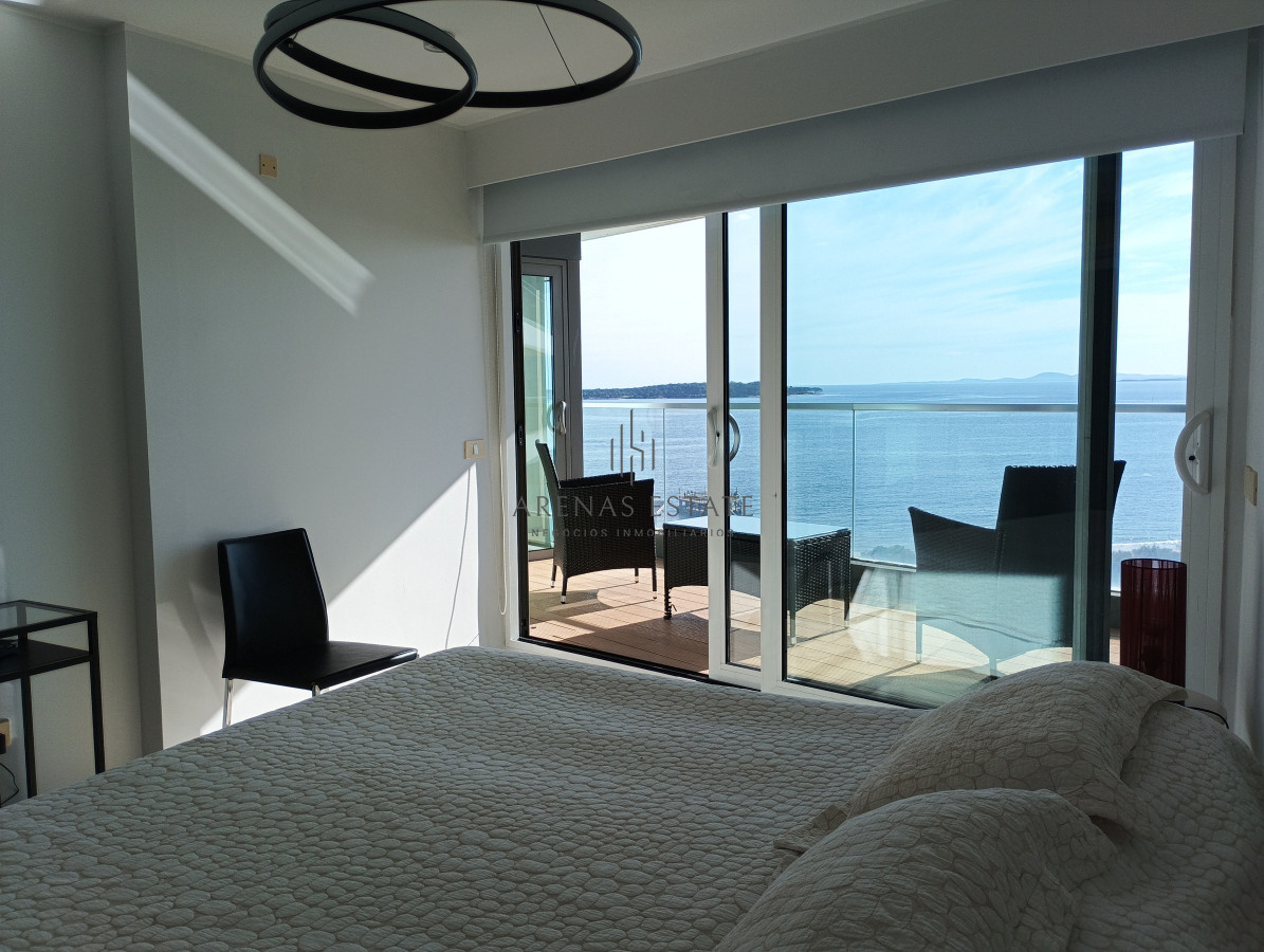 Apartamento ID.2226 - Apartamento de 3 dormitorios en venta en Alexander collection Punta del Este 