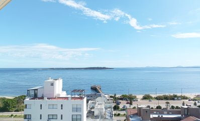Apartamento de 3 dormitorios en venta en Alexander collection Punta del Este
