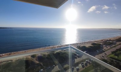 VENTA VENETIAN EN PLAYA MANSA A ESTRENAR 