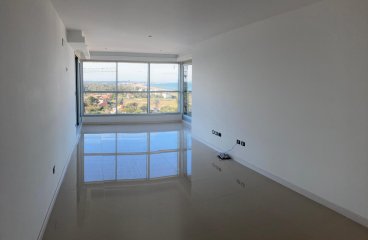 VENTA DE APARTAMENTO DE 3 DORMITORIOS CON PARRILLERO PROPIO