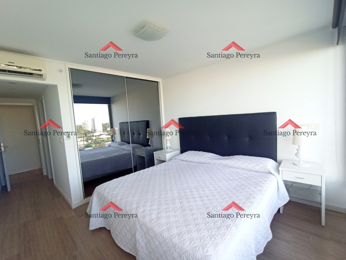Apartamento ID.16719 - Alquiler temporario piso alto dos dormitorios con vista al mar!!