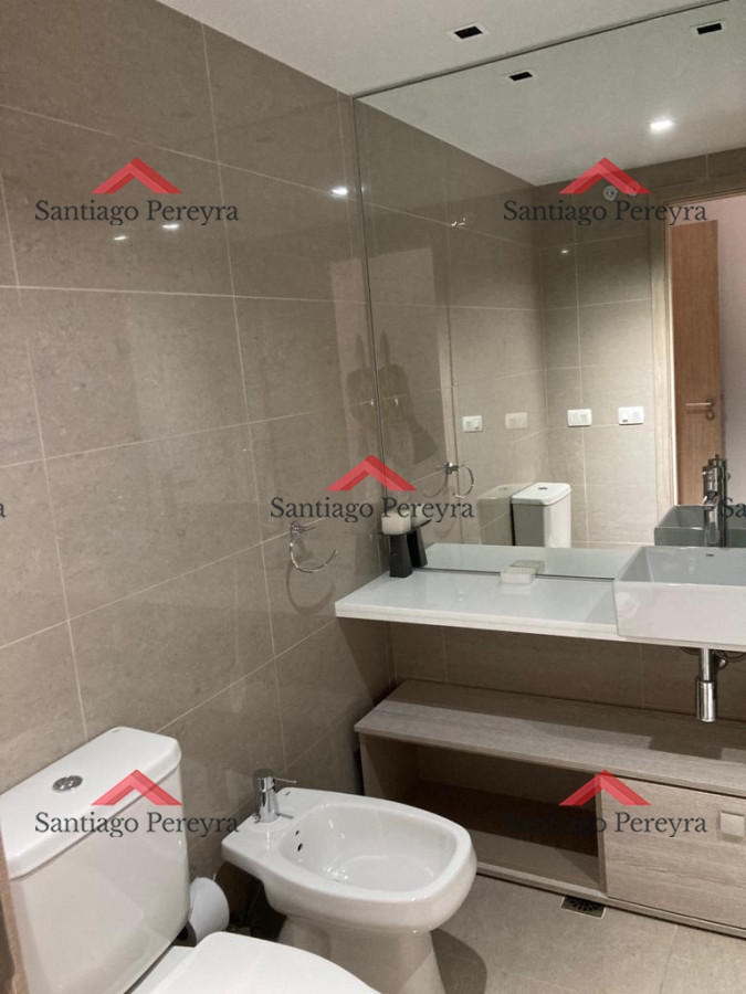 Apartamento ID.16769 - Un dormitorio y medio con vista parcial al mar