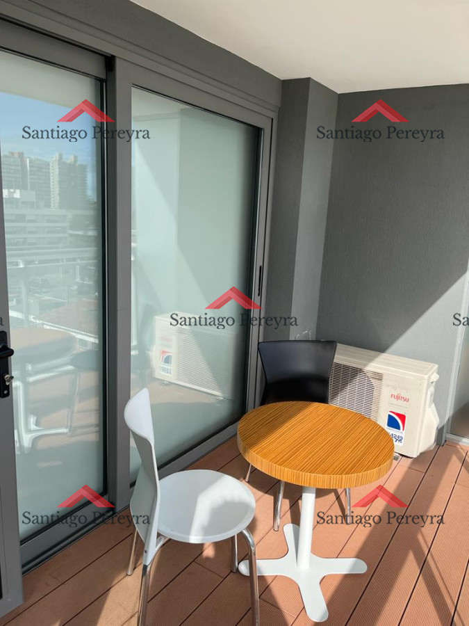 Apartamento ID.16769 - Un dormitorio y medio con vista parcial al mar