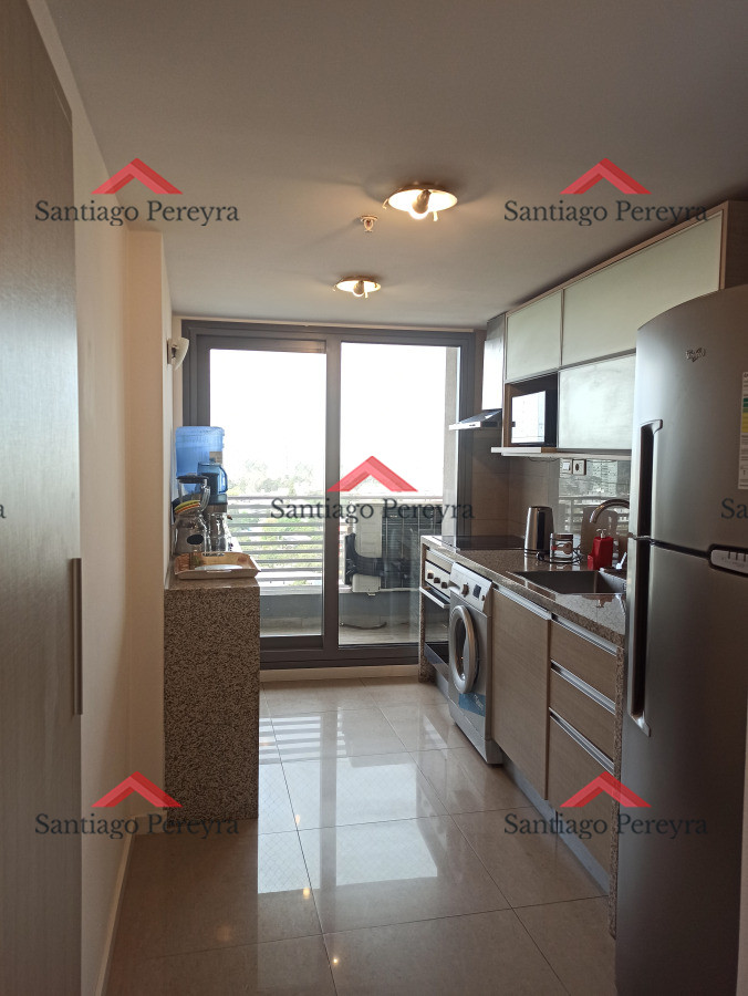 Apartamento ID.16719 - Alquiler temporario piso alto dos dormitorios con vista al mar!!