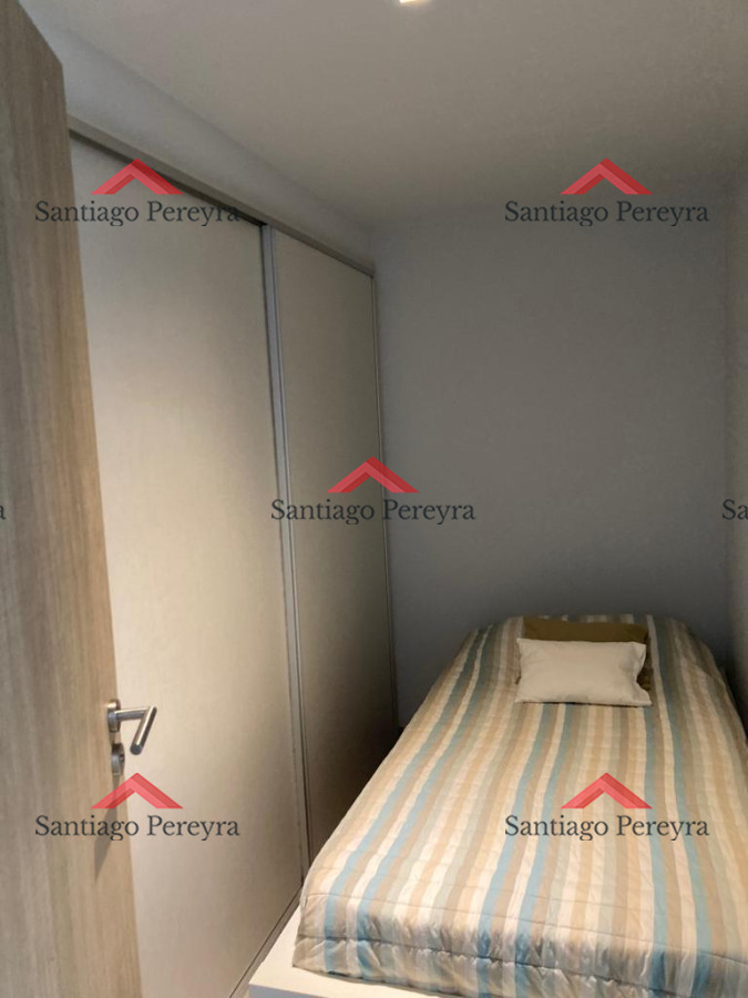 Apartamento ID.16769 - Un dormitorio y medio con vista parcial al mar