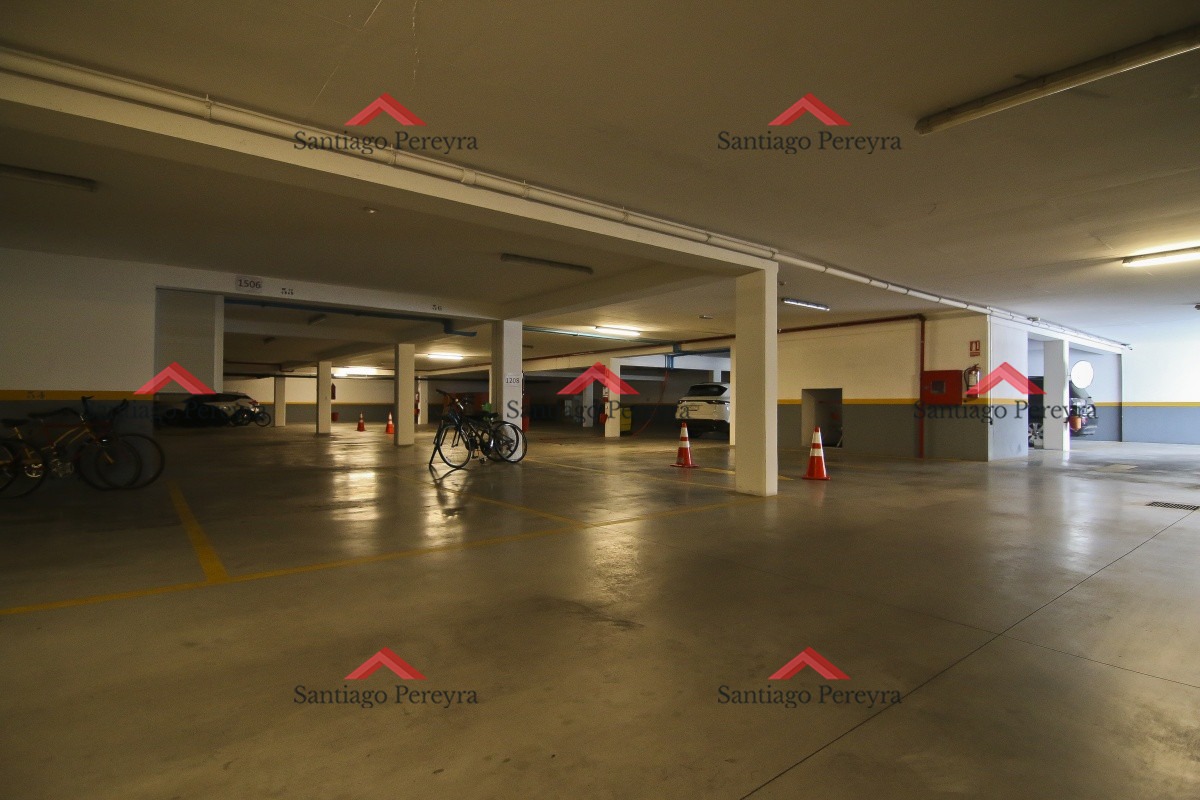 Apartamento ID.16769 - Un dormitorio y medio con vista parcial al mar