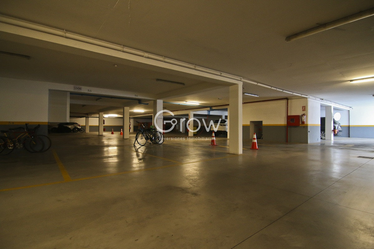 Apartamento ID.2433 - Vista a Playa Mansa con piscina olímpica