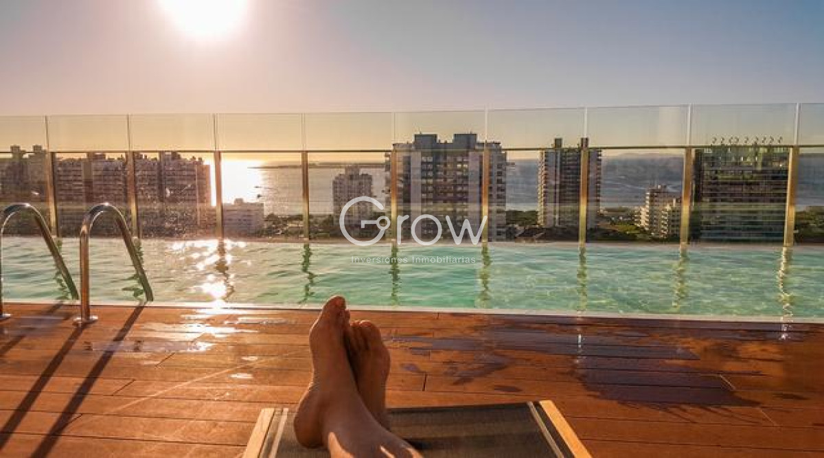 Apartamento ID.2433 - Vista a Playa Mansa con piscina olímpica