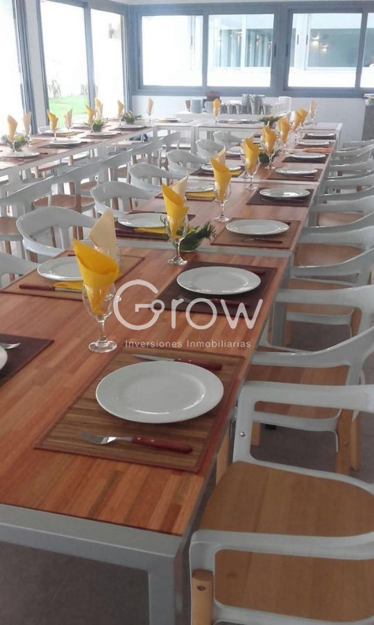 Apartamento ID.2433 - Vista a Playa Mansa con piscina olímpica