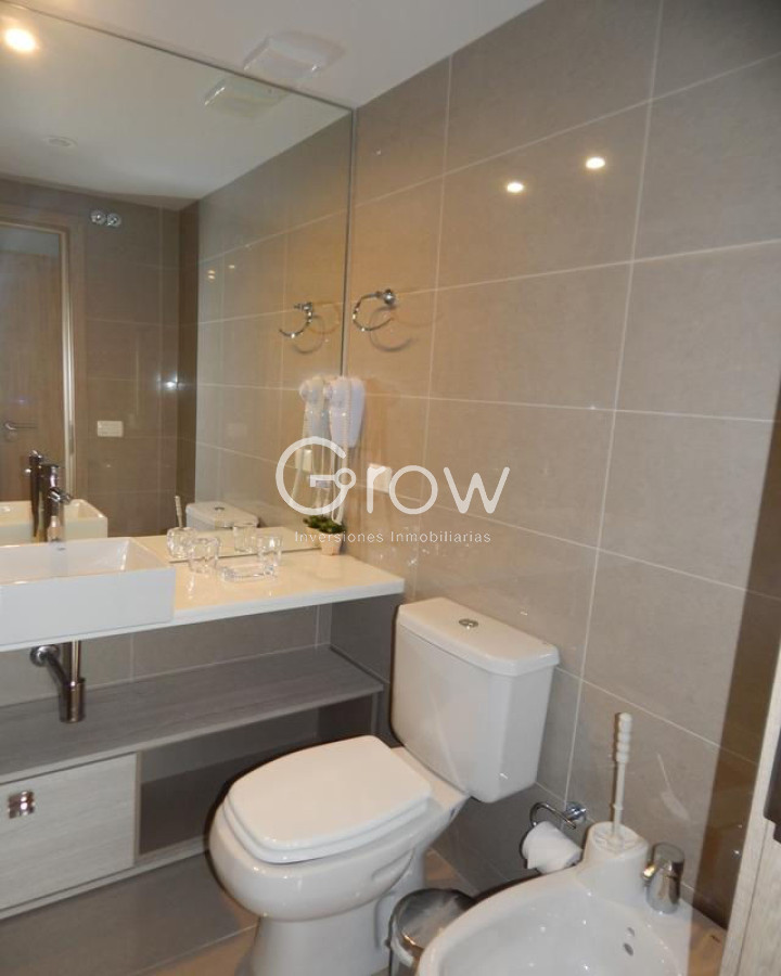 Apartamento ID.2433 - Vista a Playa Mansa con piscina olímpica