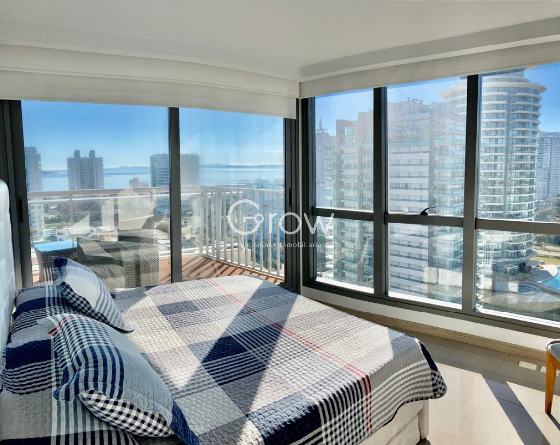 Apartamento ID.2433 - Vista a Playa Mansa con piscina olímpica