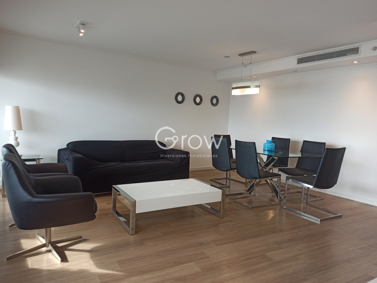 Apartamento ID.3370 - Piso alto en Playa Mansa, torre moderna y con servicios