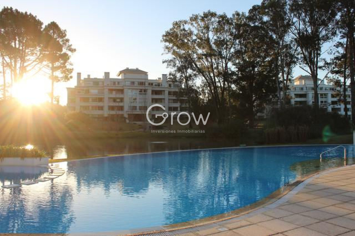 Apartamento ID.3545 - Dos dormitorios en SOLANAS. 