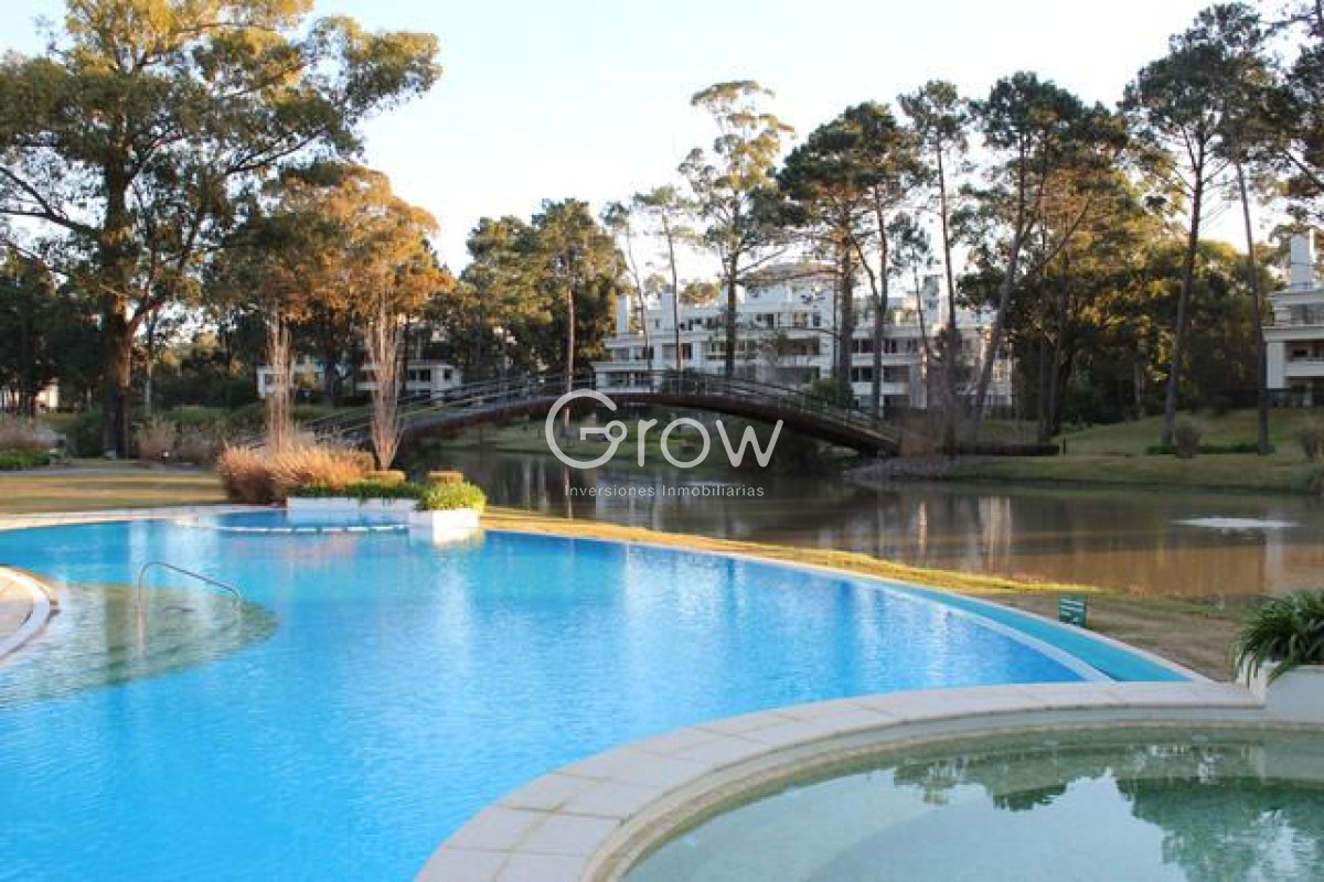 Apartamento ID.3545 - Dos dormitorios en SOLANAS. 