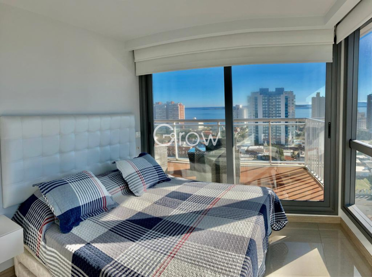 Apartamento ID.2433 - Vista a Playa Mansa con piscina olímpica