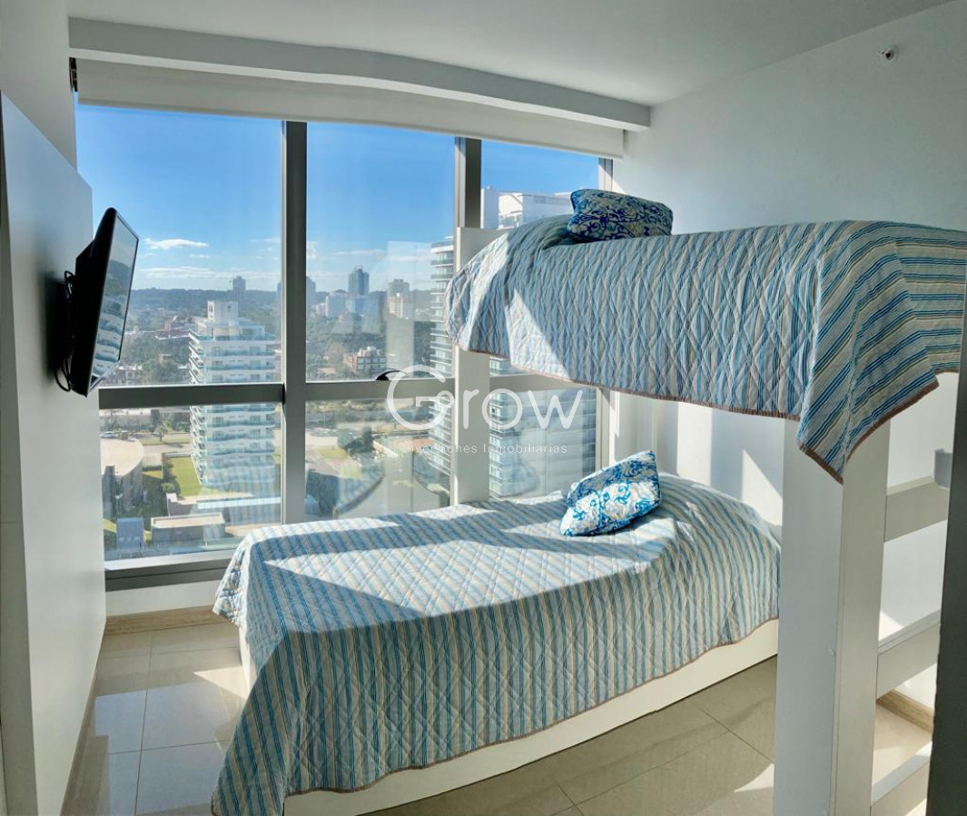 Apartamento ID.2433 - Vista a Playa Mansa con piscina olímpica