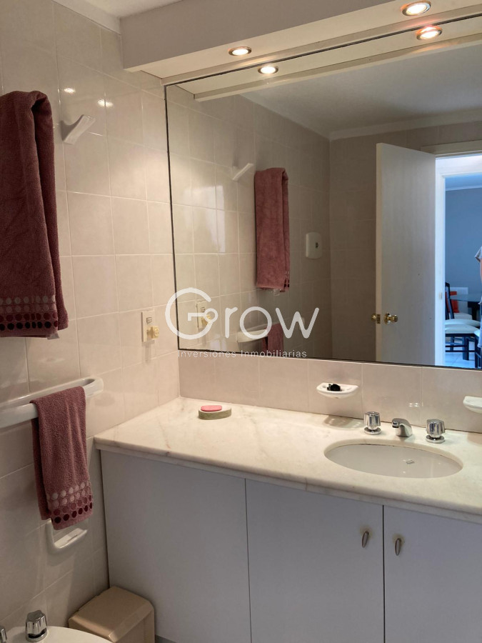 Apartamento ID.1885 - Frente a Playa Brava